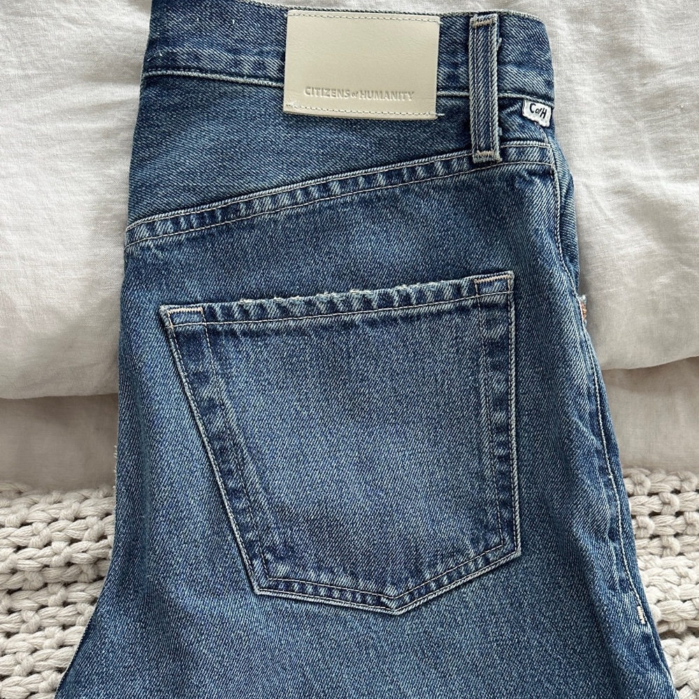 Citizens of Humanity Ayla Baggy Cuffed Crop Jeans, in Color Brielle, size 23.